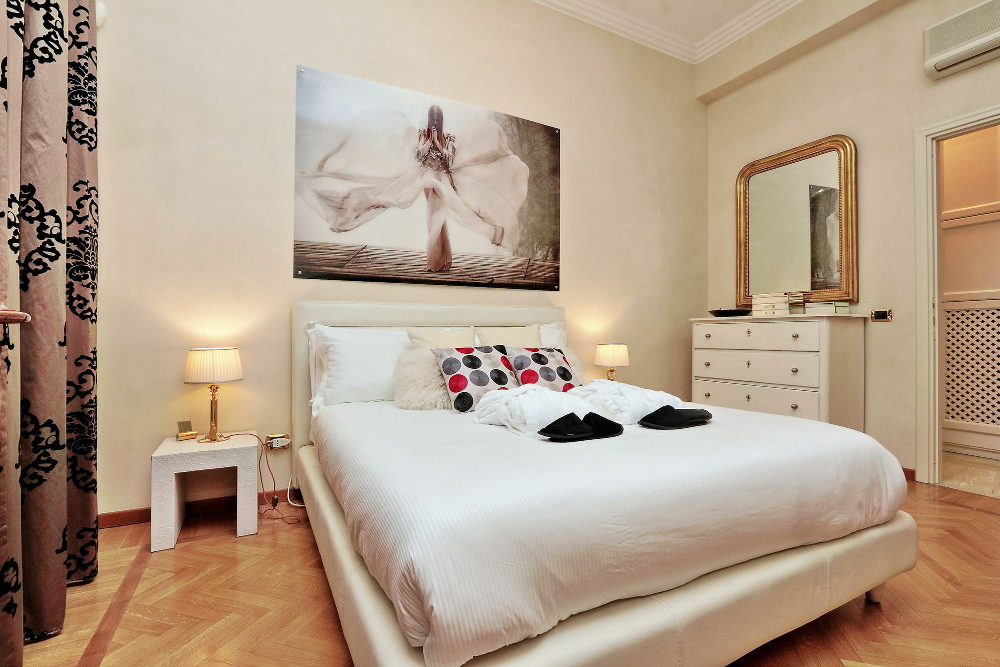 Sistina Twentythree Luxury Rooms Roma Esterno foto